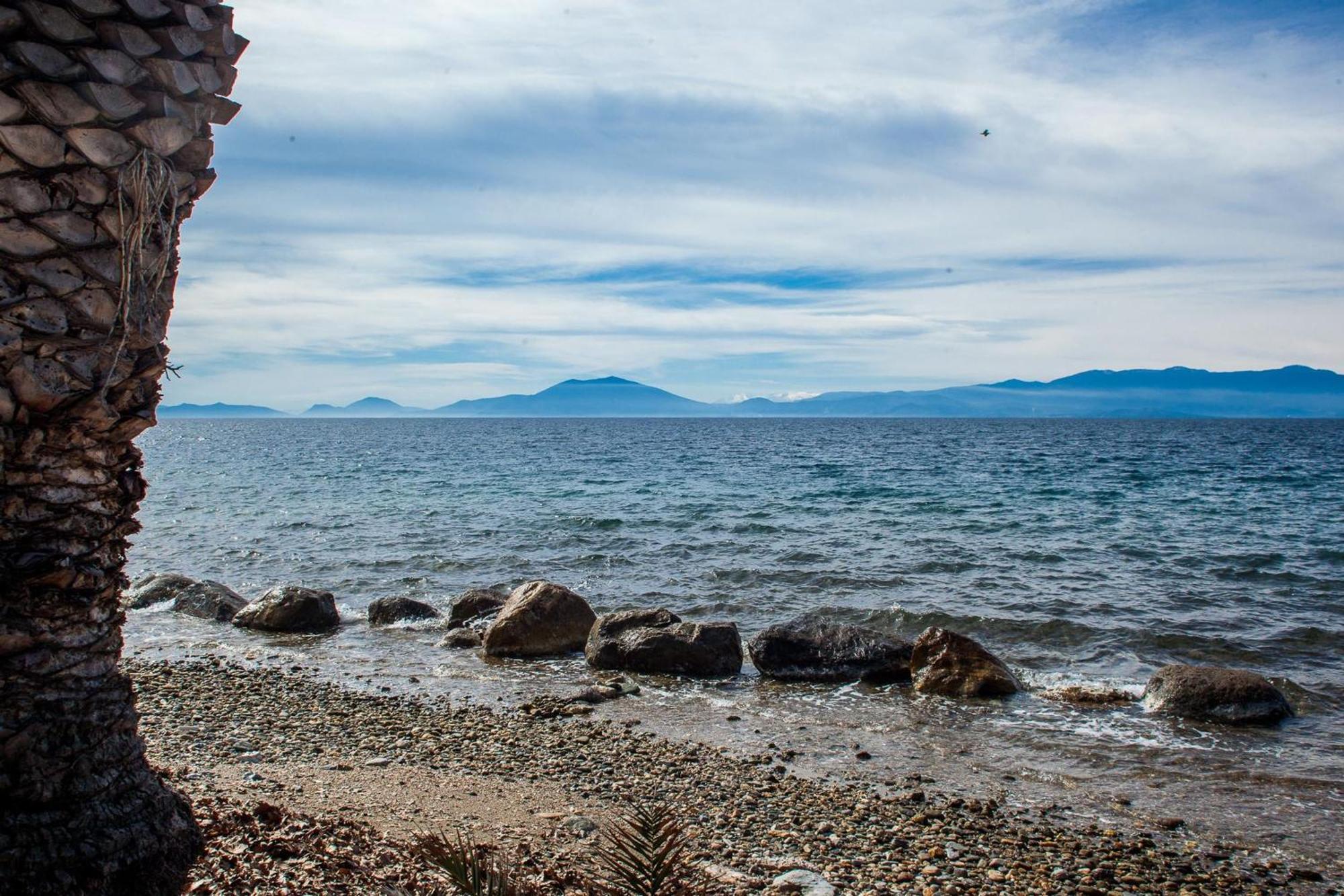 Karnagio Seafront In Agria Kato Lekhonia Exterior foto