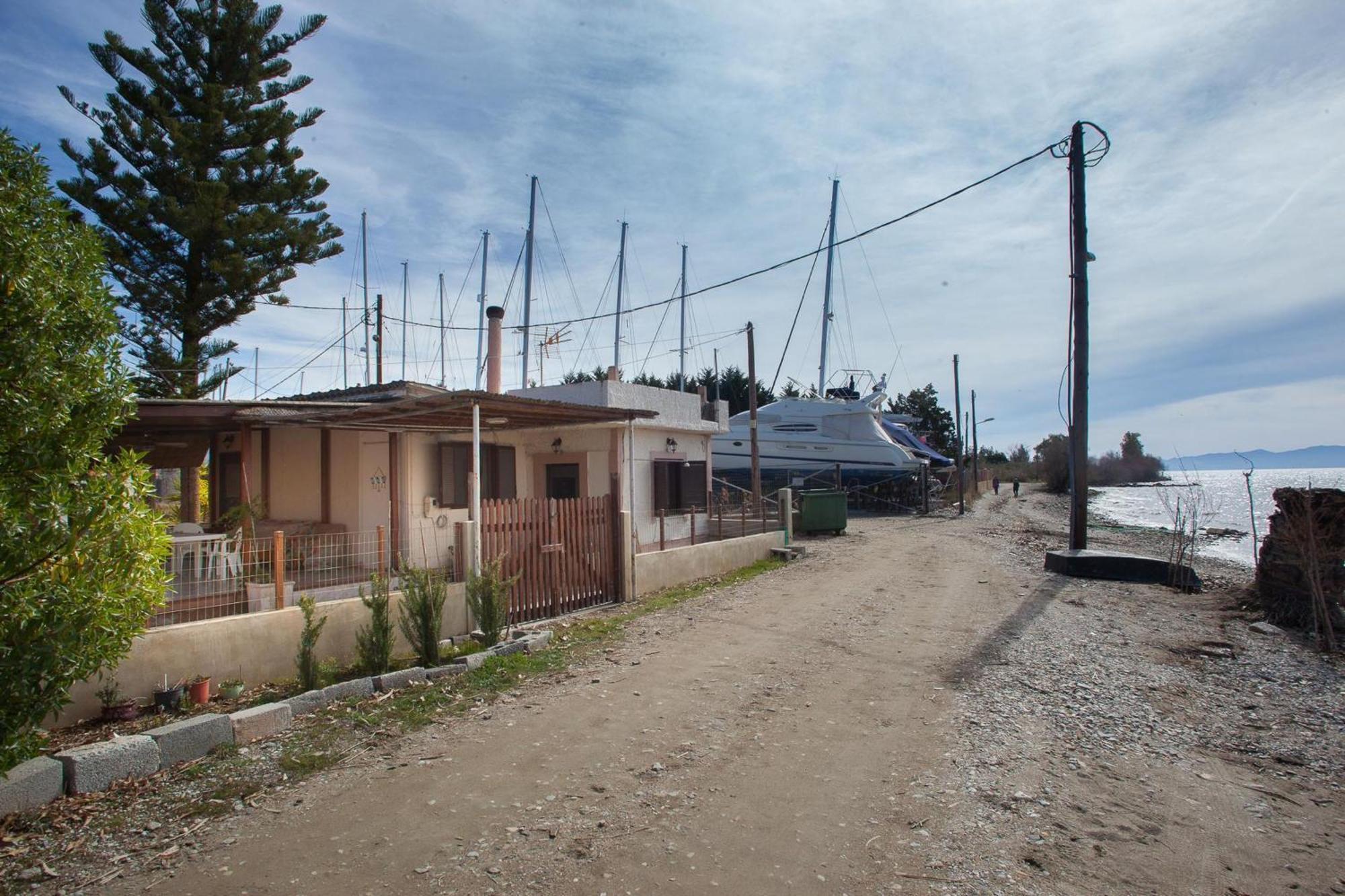 Karnagio Seafront In Agria Kato Lekhonia Exterior foto